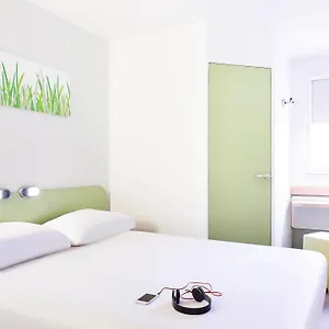 Hotel Ibis Budget Marseille Aeroport Provence Vitrolles (Bouches-du-Rhone)